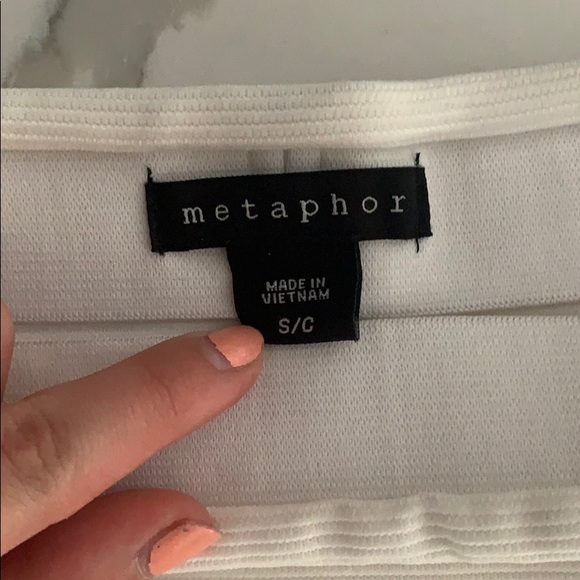 Metaphor White Stretchy Skirt - Picture 4 of 4